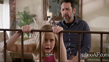 Moglie: Farò qualsiasi cosa... Includimi semplicemente in qualunque cosa sia