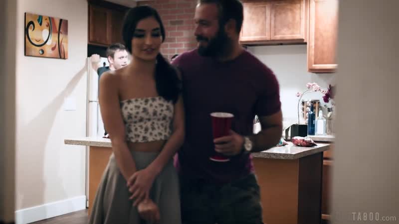 Emily Will ha tre lati in ogni storia [tutto sesso, hardcore, pompino, artporn]