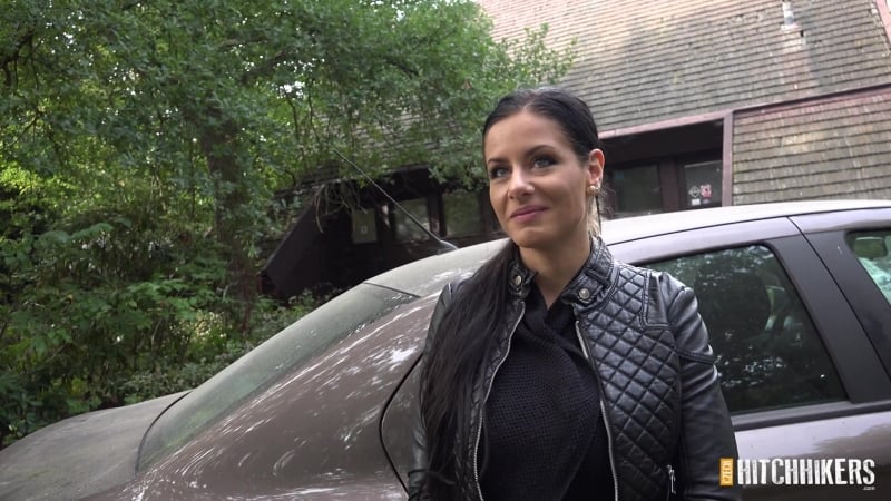 Alex Black (Alex Black Busty Hitchhiker Likes to Fuck CZ) [2018, All Sex, tschechische Tramper, Trampen, Sex in der Öffentlichkeit, HD 1080p]